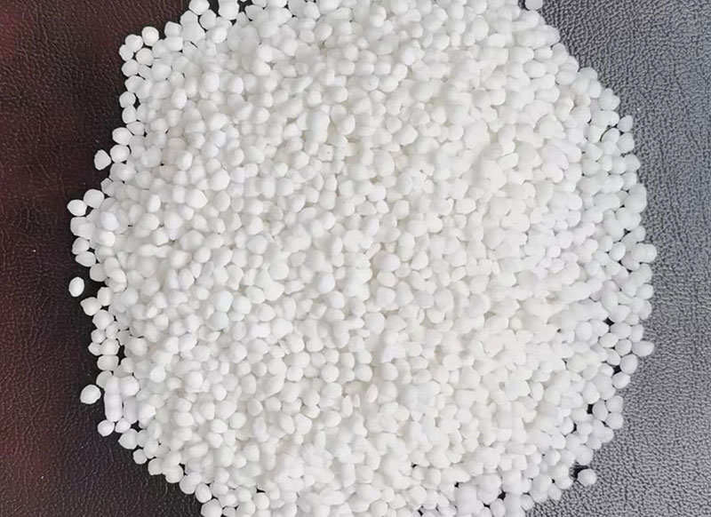 工業氯(lü)化铵使(shi)用性質(zhi)