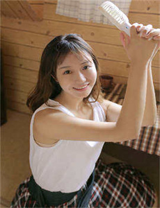 《精品卡一卡二卡三国色天香-李雅15部》